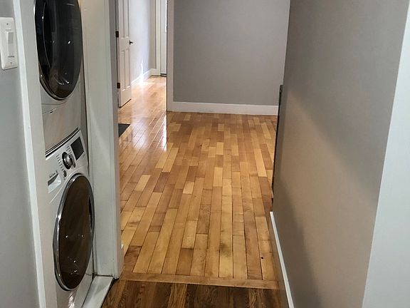 5th image of 449 W 51st St #1RR4