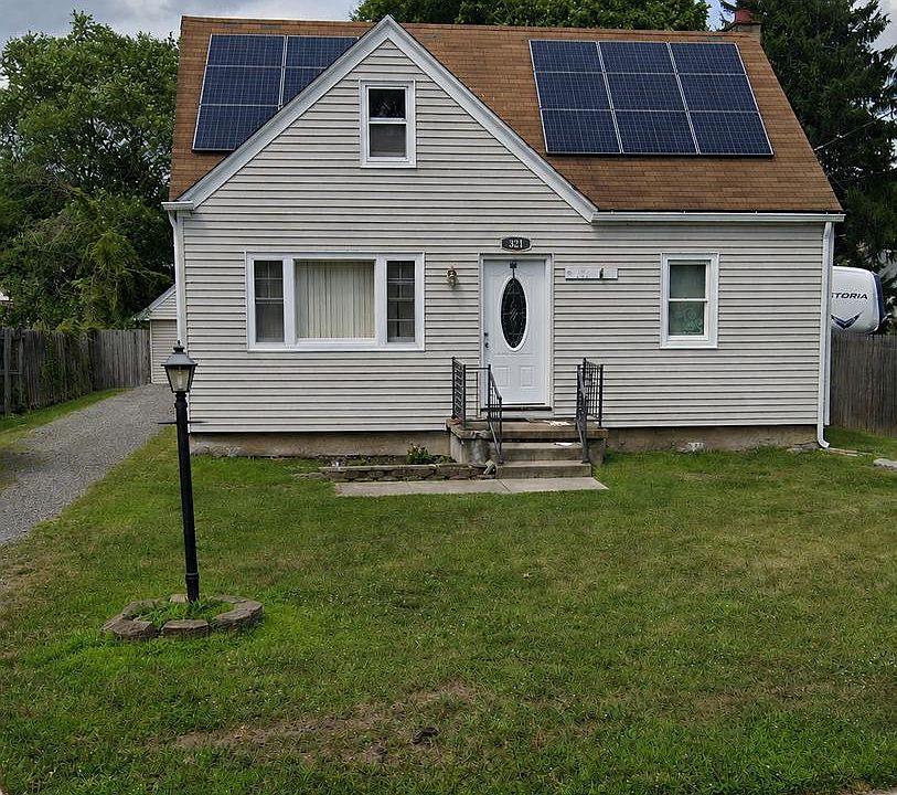 1st image of 321 Cornell Rd