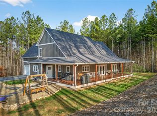 201 Wright Rd, Marion, NC 28752