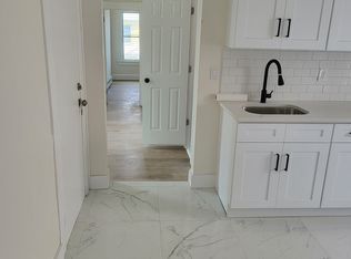 596 S 18th St, Newark, NJ 07103