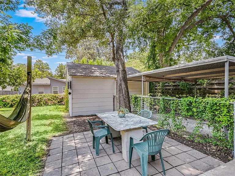 1021 Ellingson — Photo 9