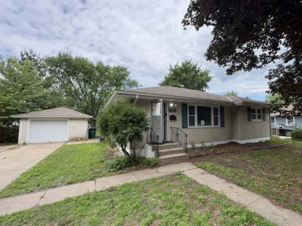 5433 Knox Ave N, Brooklyn Center, MN 55430