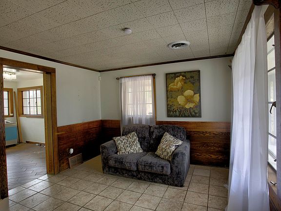 3rd image of 4491 S Jackson Rd