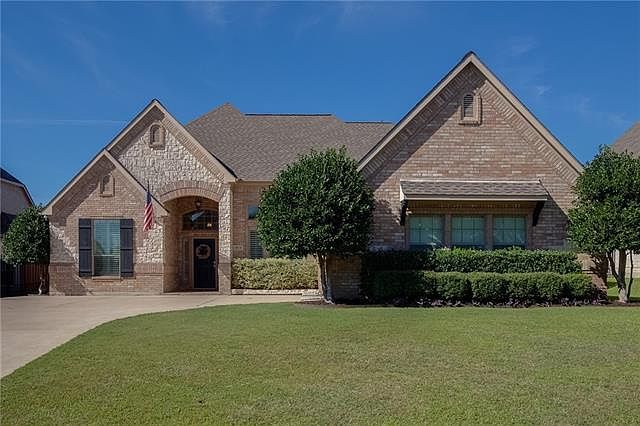 1st image of 1917 Saddlehorn Ln