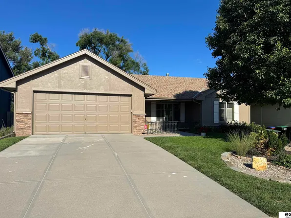 2611 N 189th St, Elkhorn, NE 68022