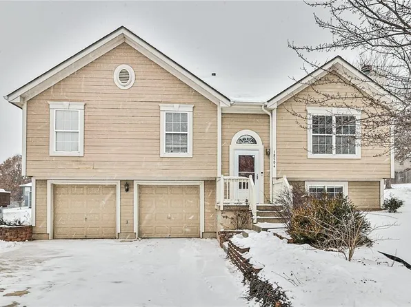 18504 E 11th Street Ct N, Independence, MO 64056