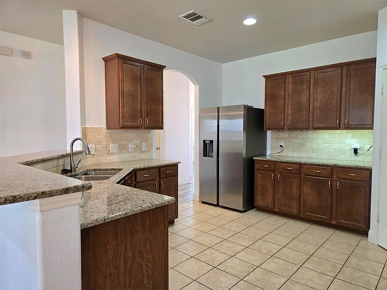 520 Brown Juniper Way — Photo 6