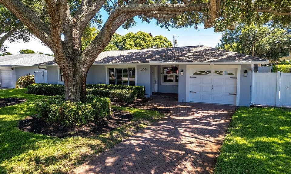 1st image of 2576 RENATTA DRIVE
