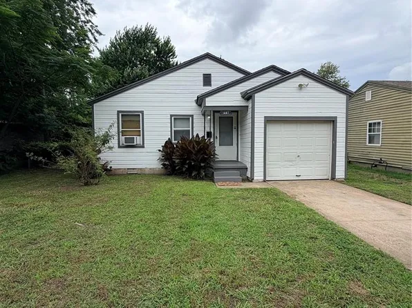 1441 Maple Dr, Midwest City, OK 73110