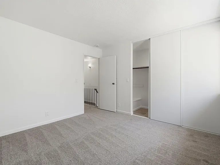 721 Center Ave — Photo 20