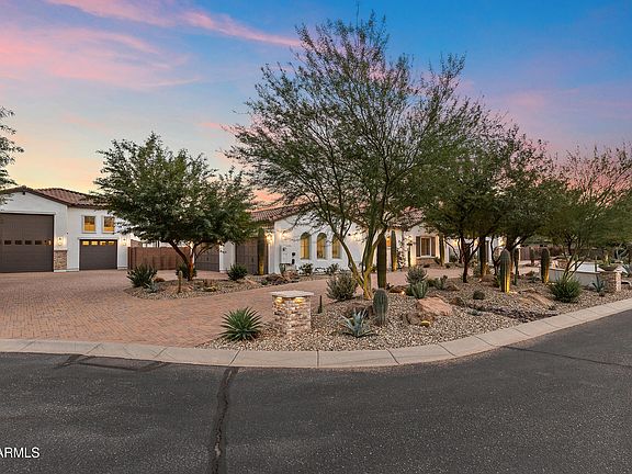 4th image of 7749 W ARTEMISA Avenue