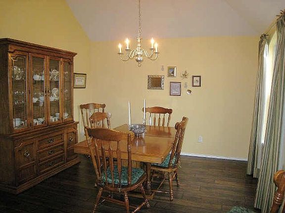 3rd image of 1114 Dove Brook Dr
