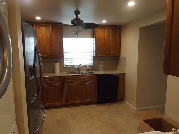 3rd image of 1219 S Lakes End Dr APT A1
