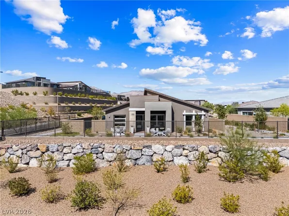 924 Kings Cliff Ln, Las Vegas, NV 89138