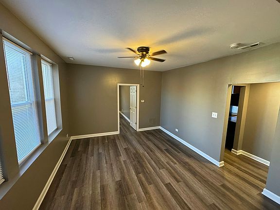 2nd image of 1854 S Central Park Ave #1852-1E