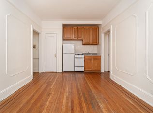 31-19 33rd St #18, Astoria, NY 11106