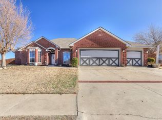 13912 Teagen Ln, Yukon, OK 73099