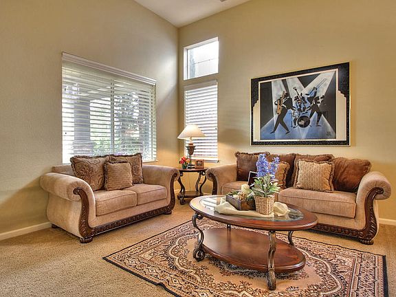 5th image of 4567 Middle Park Dr