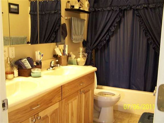 5th image of 1790 Tina Marie Ct
