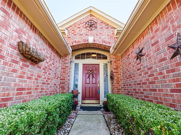 3rd image of 4608 Honey Creek Ct