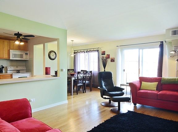 4th image of 2432 E Brandenberry Ct APT 2G