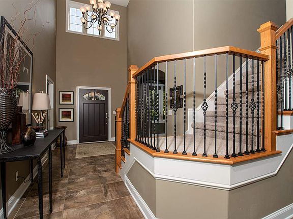 3rd image of 1396 Castlehill Dr