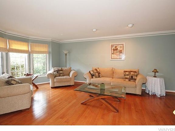 2nd image of 6338 Woodland Dr