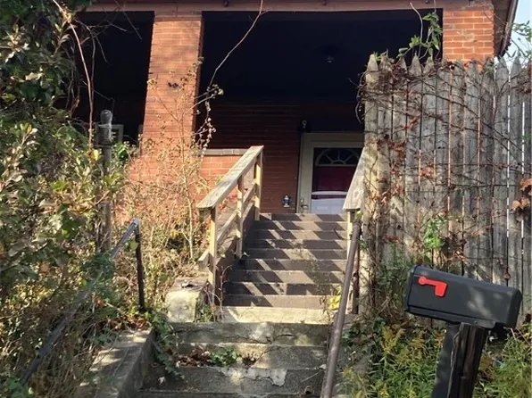 1529 Montier St, Pittsburgh, PA 15221