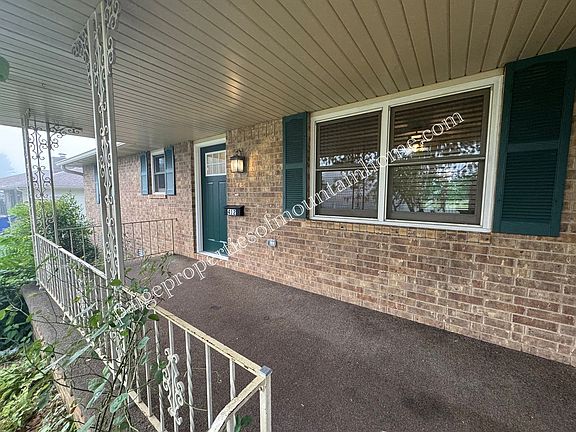 2nd image of 412 Spring Park Dr
