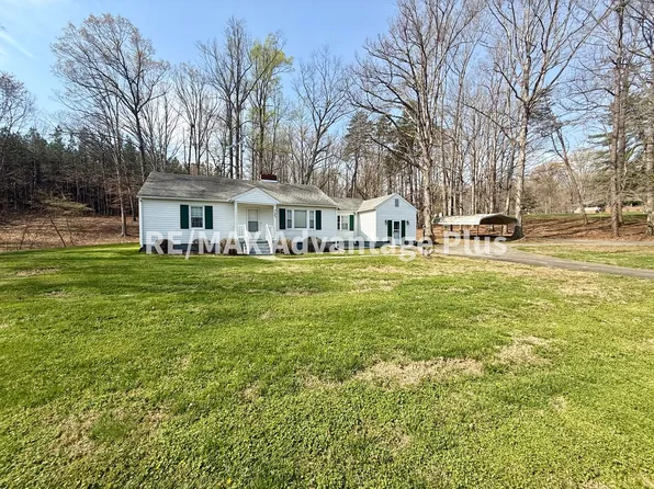 2865 Patrick Henry Hwy, Charlotte Court House, VA 23923