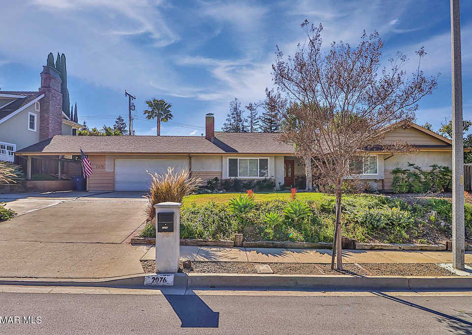 1st image of 2076 Montrose Dr