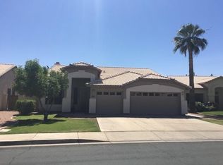 555 N Cambridge St, Gilbert, AZ 85233