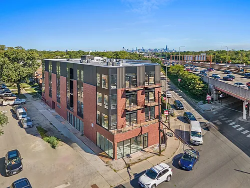 KDG Irving Park LLC Photo 1
