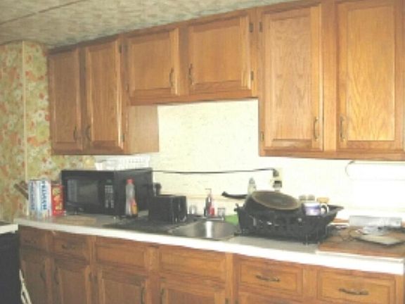 3rd image of 327 Mount Olive Blvd