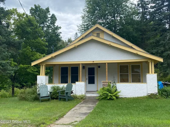 1321 Rt 29, Minerva, NY 12857