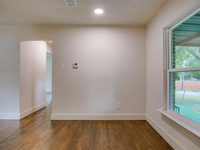 3407 La Verne Ave — Photo 6