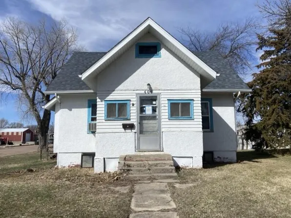 404 Rosebud Ave, Gregory, SD 57533