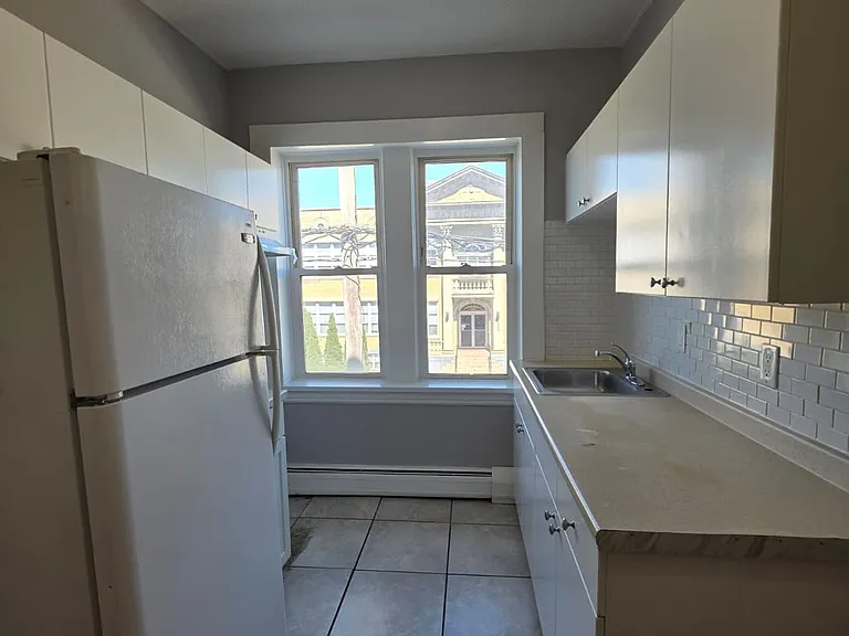 335 Wells St #2B — Photo 10