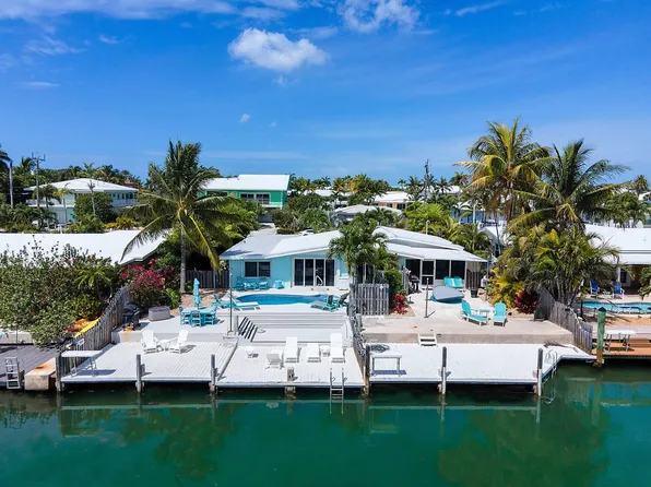 200-210 11th St, Key Colony Beach, FL 33051