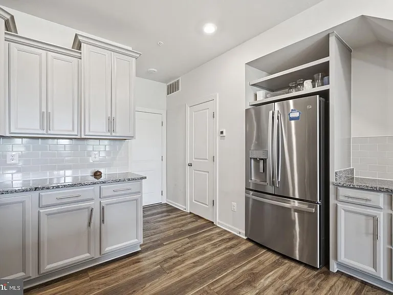 4922 Macdonough Pl — Photo 4