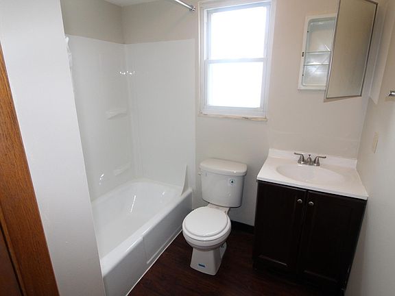 5th image of 1148 McCarley Dr W