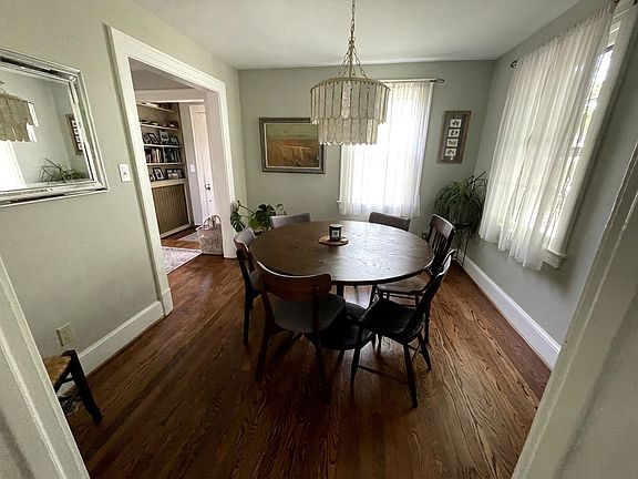 4th image of 900 Brompton St