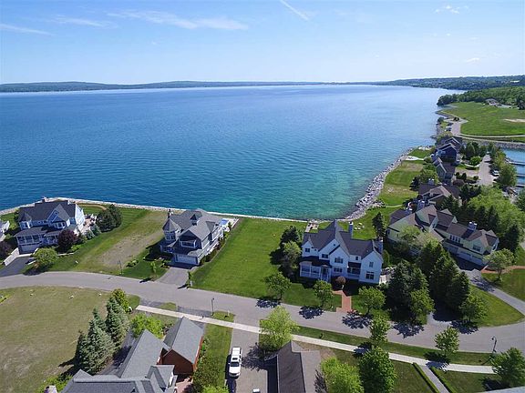 4th image of 3280 Village Harbor Dr
