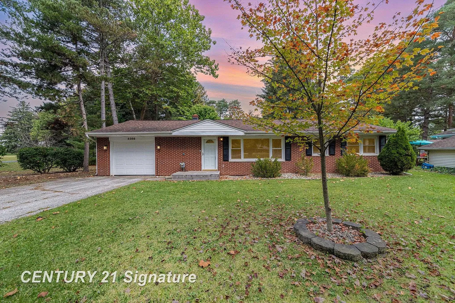 4386 Brockway Rd photo 1