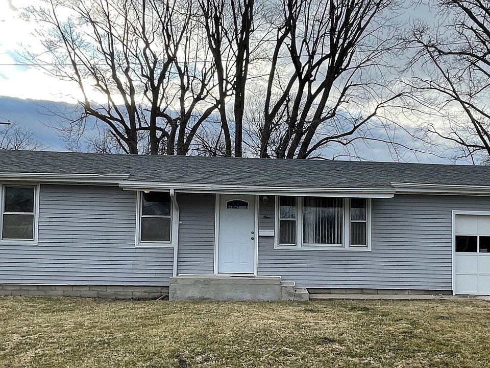 1st image of 1 Parkview Dr