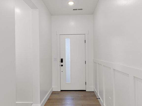 3rd image of 1219 W 500 S #148