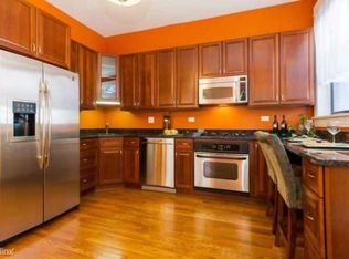 2921 N Halsted St APT 1, Chicago, IL 60657