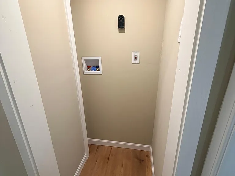 7 Brook St #MAIN — Photo 8