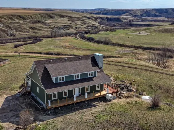 272041 E High Way #840, Wheatland County, AB T0J 2T0