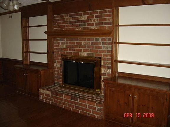 3rd image of 1113 Richmond Dr